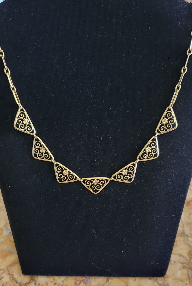 Art Deco - 18 Carat Gold Necklace-photo-1