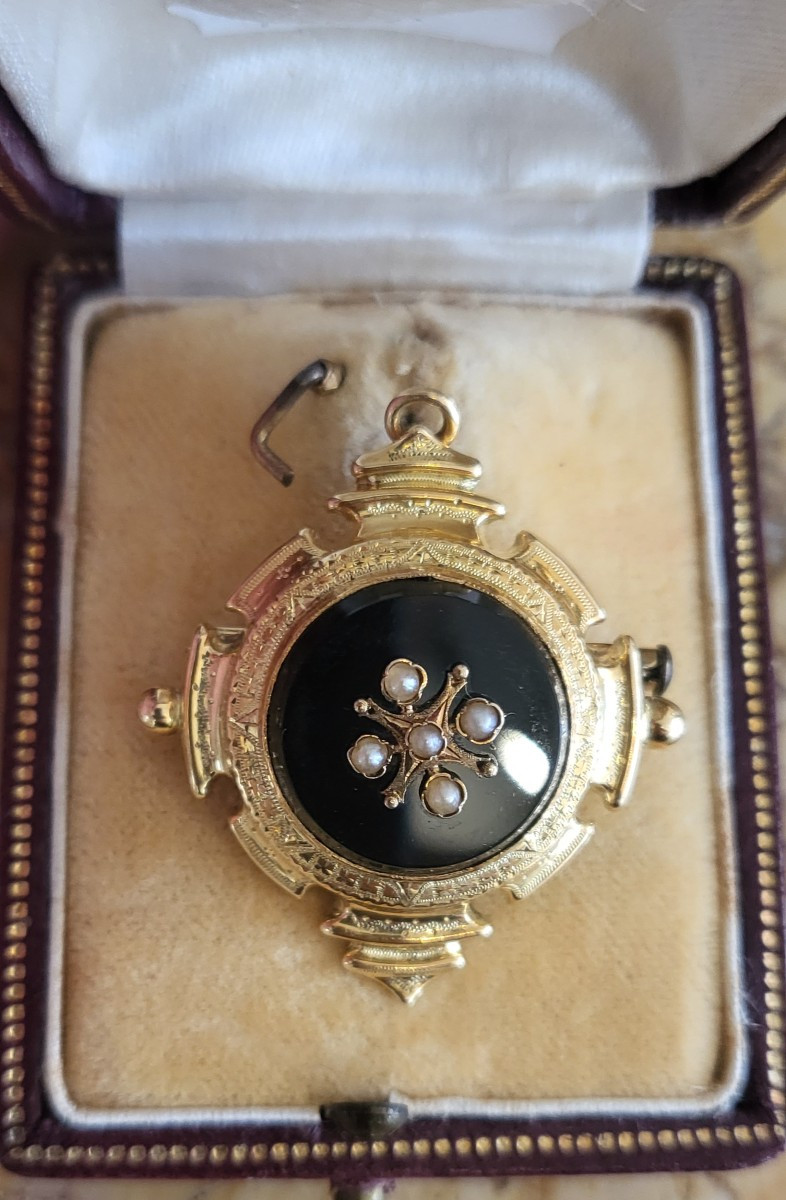 18ct Gold Onyx And Pearl Pendant - Napoleon 111-photo-6