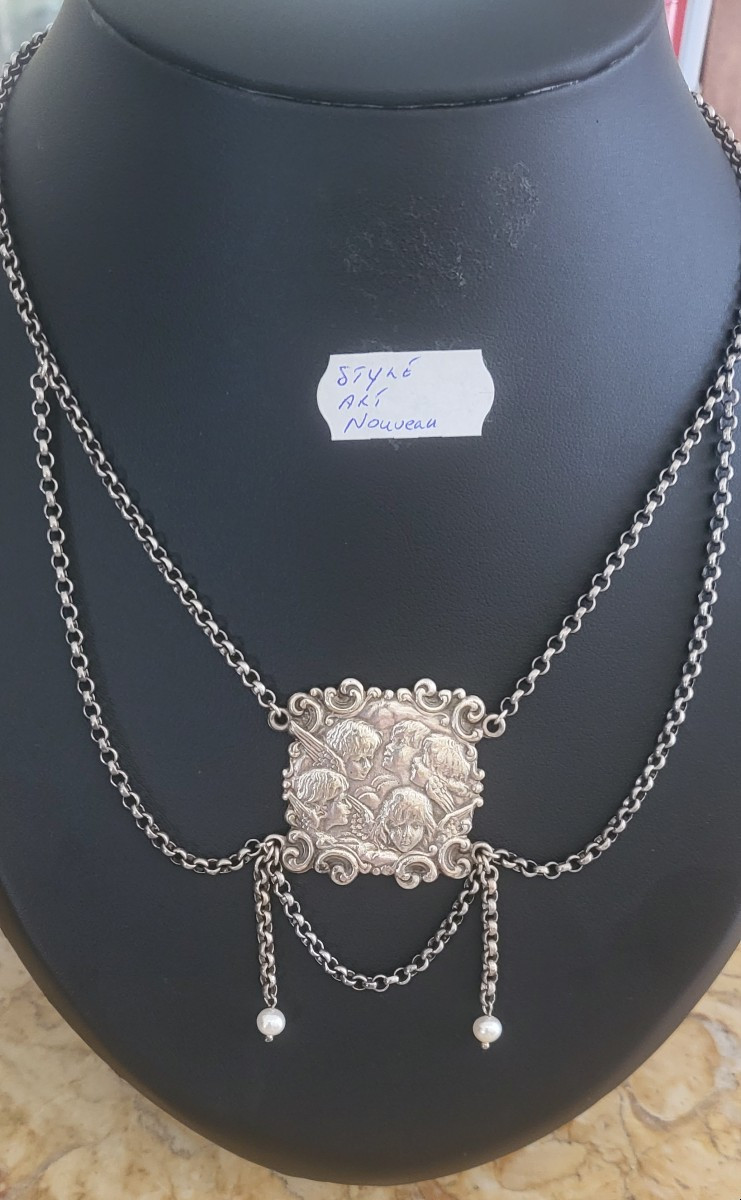 Inspiré de l'Art Nouveau Collier Feston en Argent 