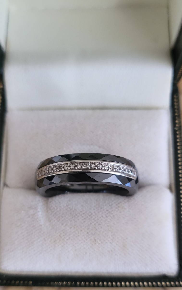 Bague en Céramique, Or et Diamants -photo-3