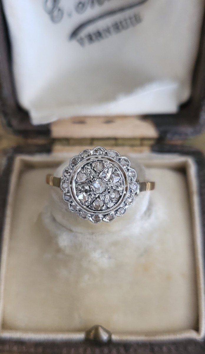 Art Deco 18ct Gold And Platinum Ring, Set With Rose Cut Diamonds  -photo-4