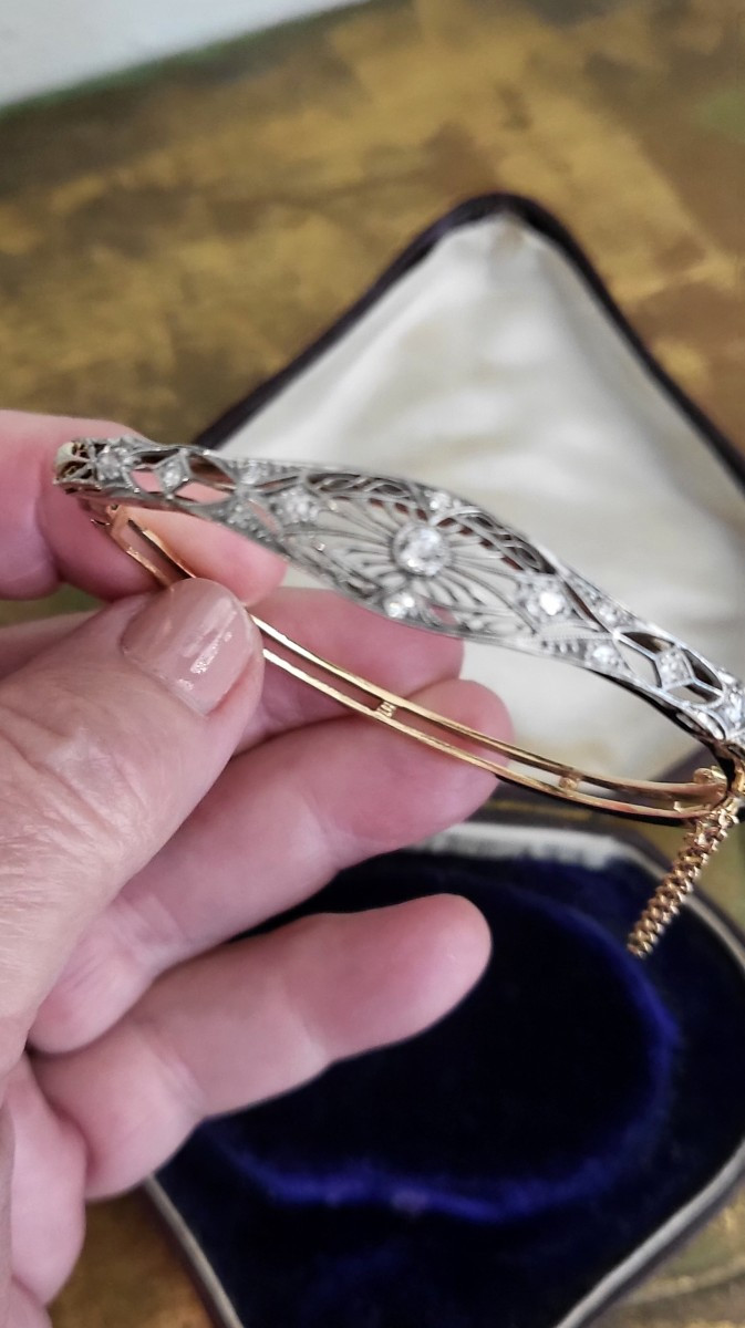 Belle Epoque/edwardian Bangle 14ct Gold  Platinum Bracelet Set With Diamonds, Old European Cut -photo-3