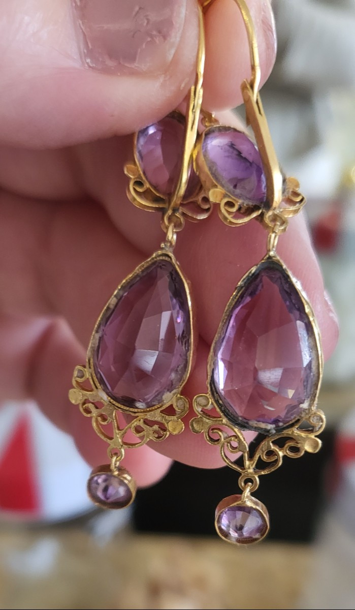 Napoléon 111 Boucles d'oreilles en Or 18ct serties d'Améthystes-photo-1