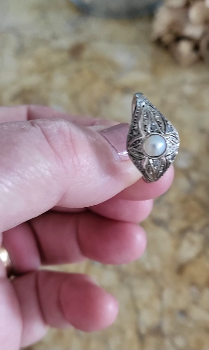 Bague Art Déco en Or 18 carats serti de Diamants et d'un Perle -photo-1