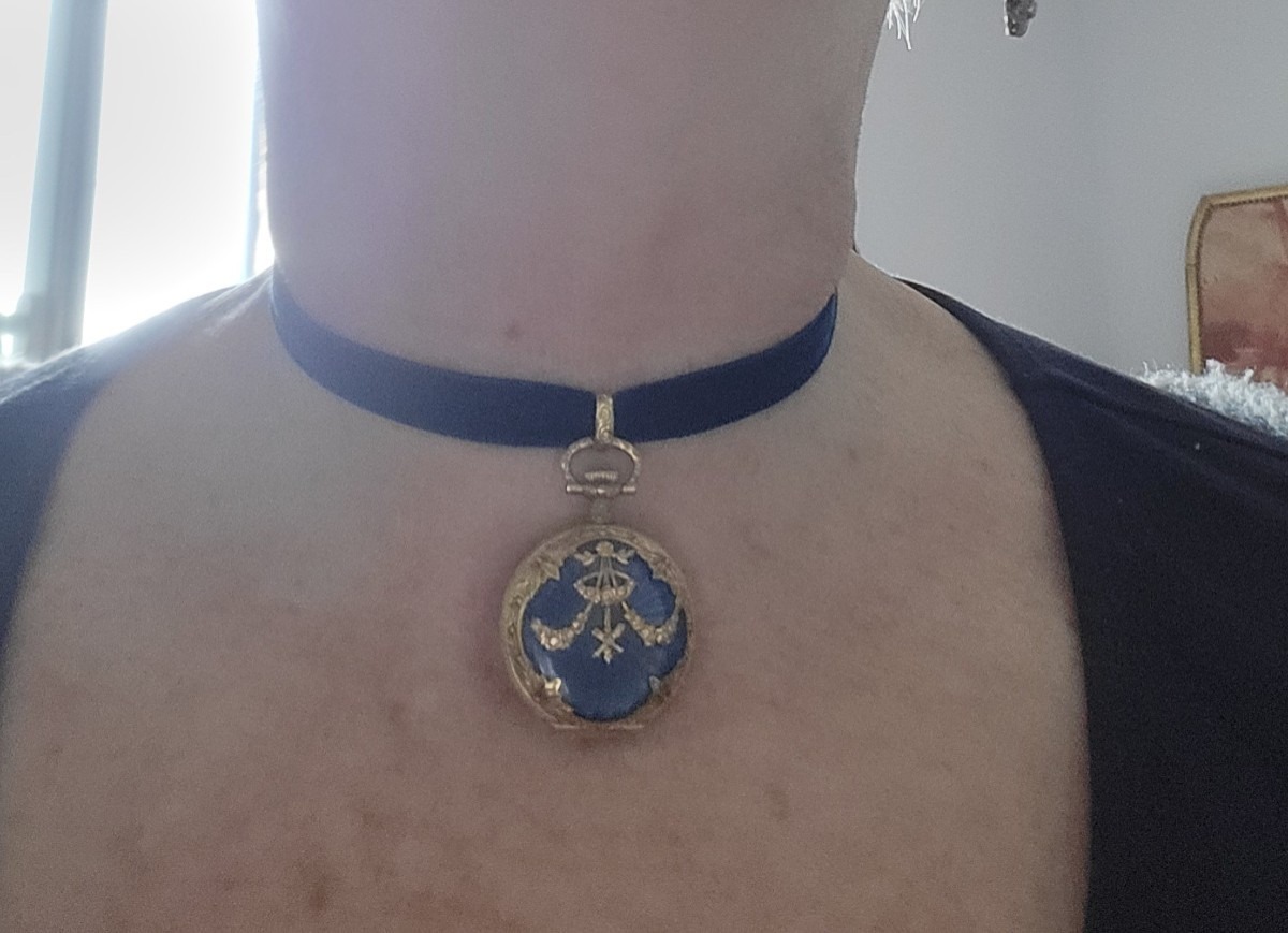 Napoléon 111 Pendentif/Montre Gousset en Or 18ct et Émail-photo-3