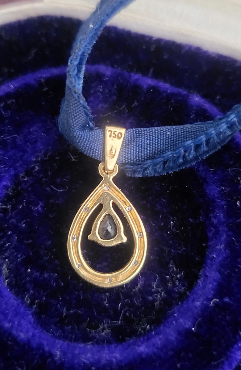 Vintage Sapphire And Diamond Pendant  Set In 18ct White And Yellow Gold -photo-4