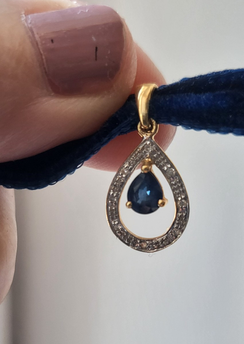 Vintage Sapphire And Diamond Pendant  Set In 18ct White And Yellow Gold 