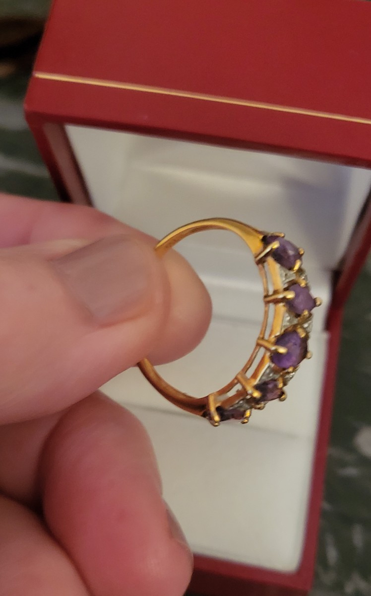 Joli Jarretiére - Bague en Or Jaune 18ct, Améthystes et petits Diamants -photo-3