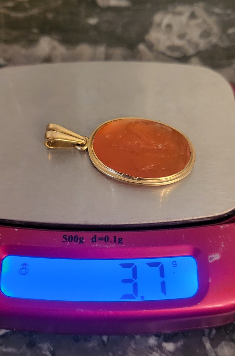 Pendentif en Or 18 carats orné d'une Cornaline intaille-photo-4