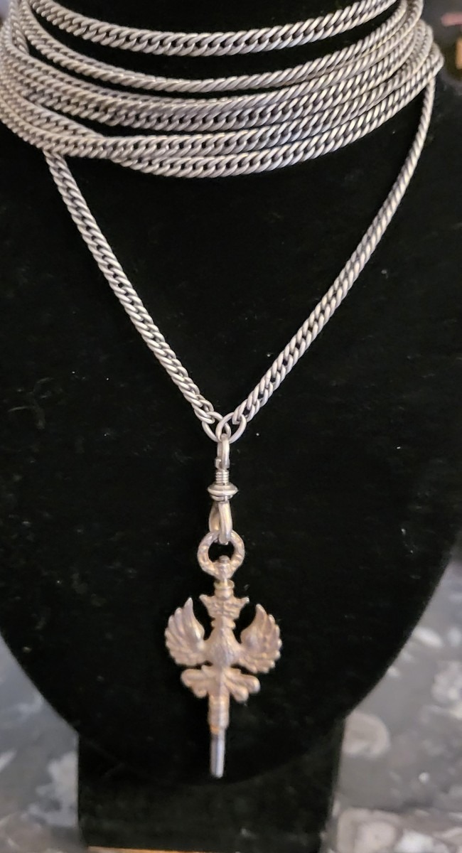 Napoleon 111 - Pendant Silver Watch Chain And Key -photo-1