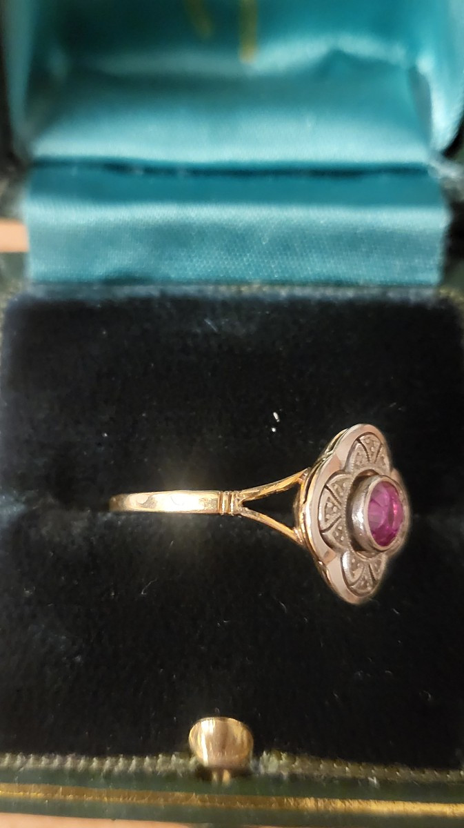 Bague Belle Époque en Or 18ct sertie d'un Rubis-photo-4