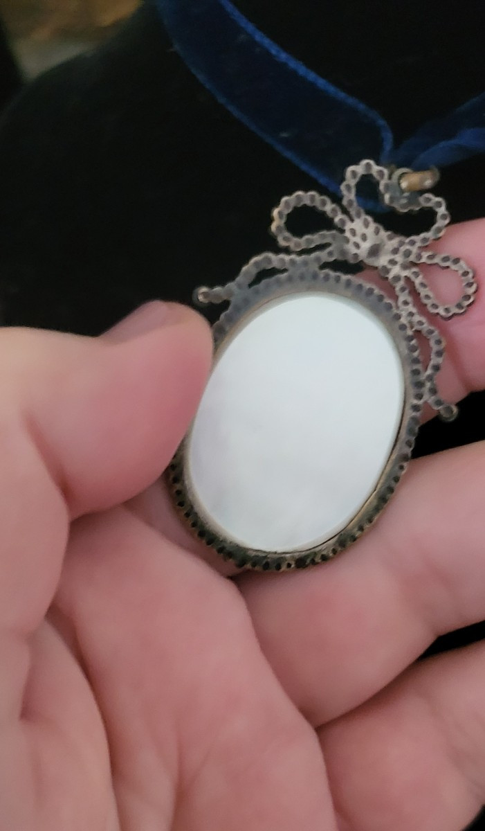 Louis-philippe Cut Steel Pendant With Enamel -photo-1