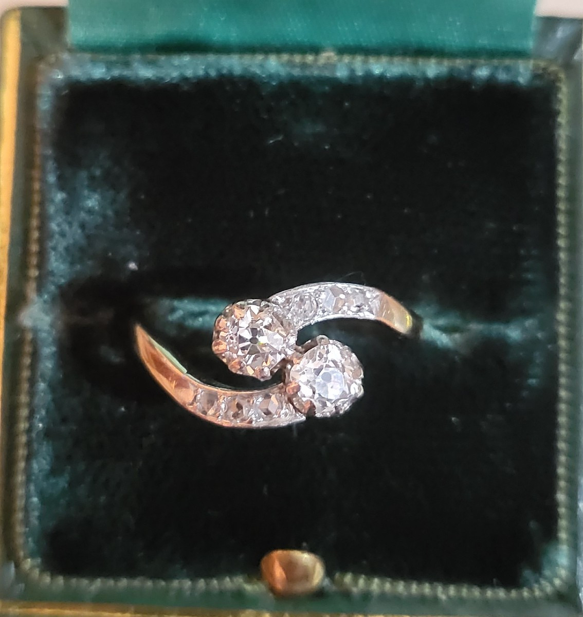 "you And Me" Ring In 18k Gold Set With Diamonds 