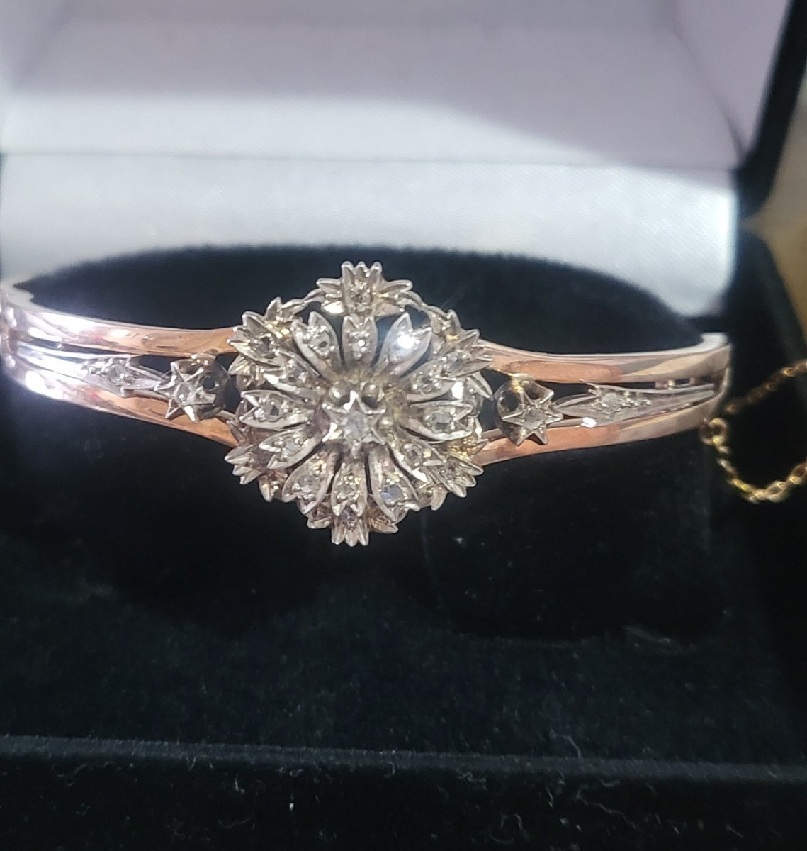 Napoleon 111 Bracelet In 18k Gold Set With Diamonds -photo-2