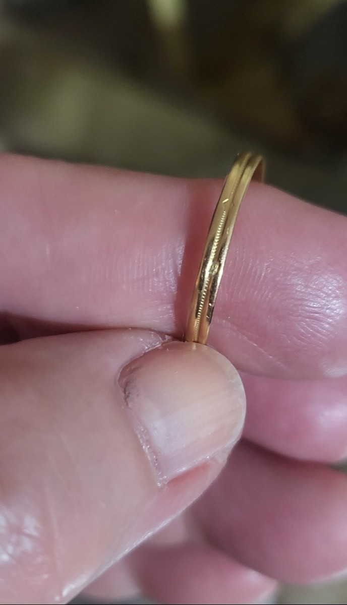 Antique 18k Gold Ring Set With A Garnet -photo-3