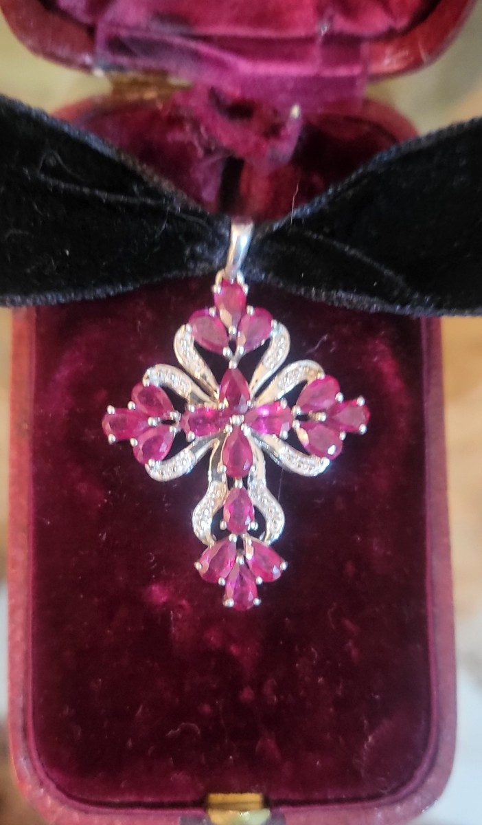 Contemporary Cross Set With Rubies On Silver -photo-5