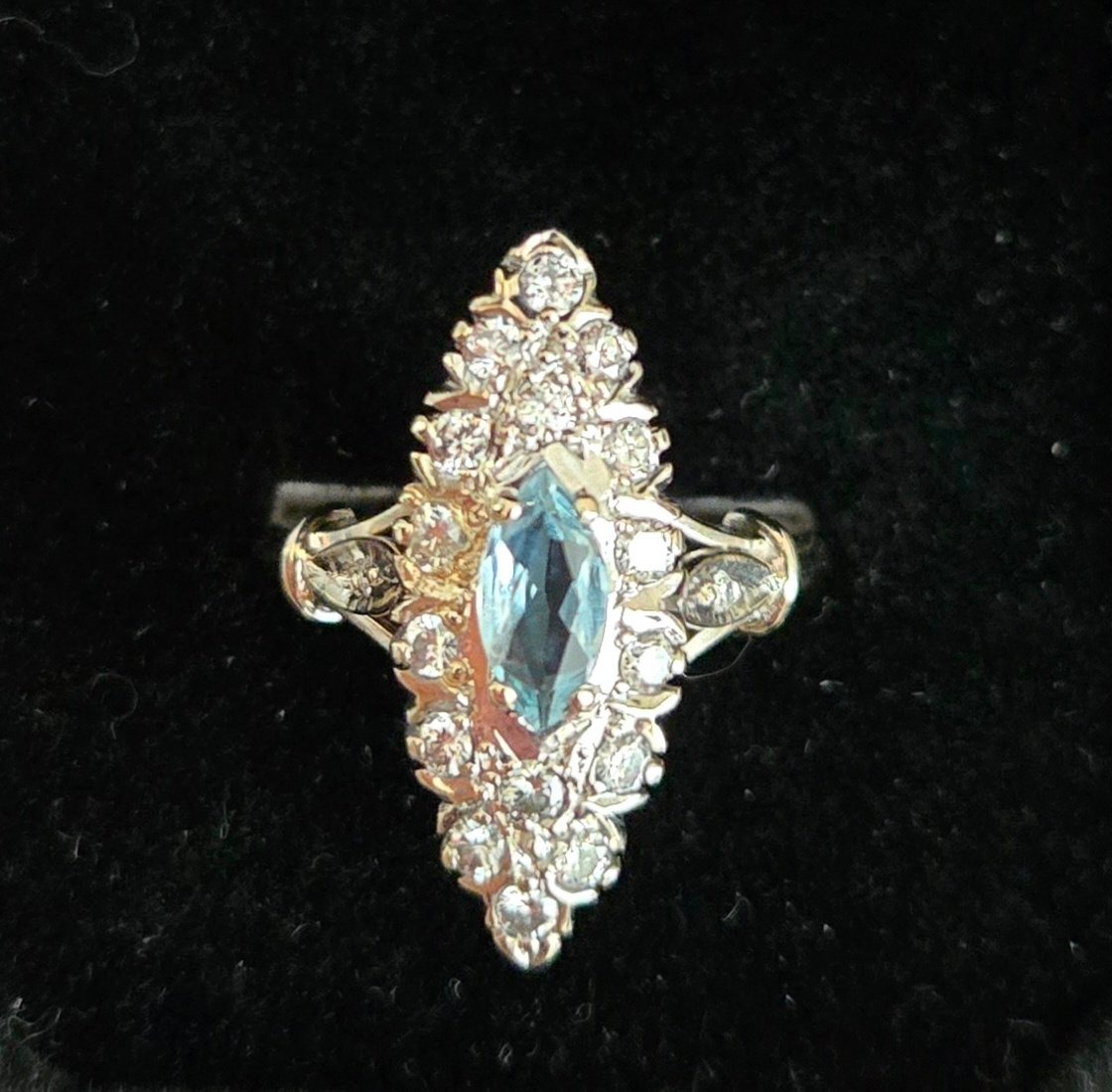 Bague en Or 18ct sertie d'un Aigue-marine et de Diamants -photo-3