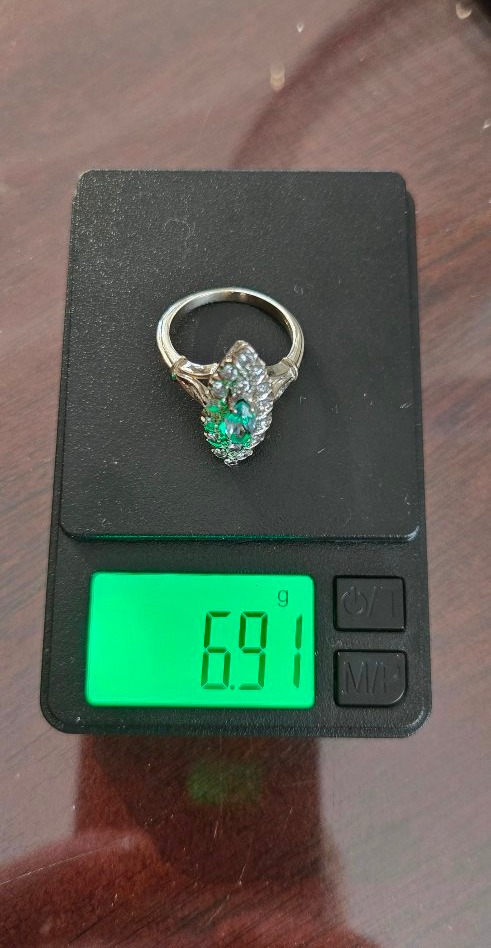 Bague en Or 18ct sertie d'un Aigue-marine et de Diamants -photo-3