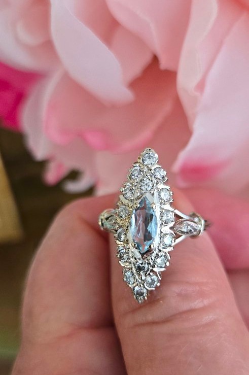 Bague en Or 18ct sertie d'un Aigue-marine et de Diamants -photo-1