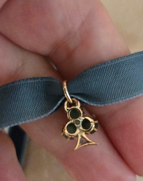 Clover Shape Charm/pendant, 18ct Gold, Cat's Eye And Diamonds-photo-3