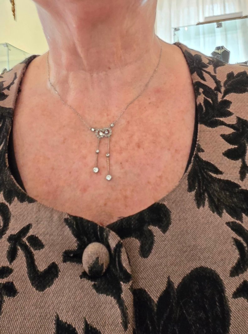 Négligée Art Deco Platinum Necklace Set With Diamonds-photo-4