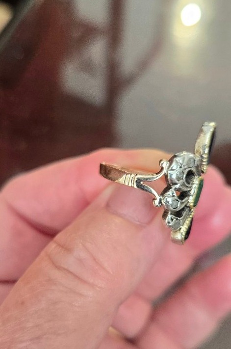 Art Nouveau Ring In 18-karat Gold And Silver, Set With Amethysts, Diamonds, And An Emerald-photo-3