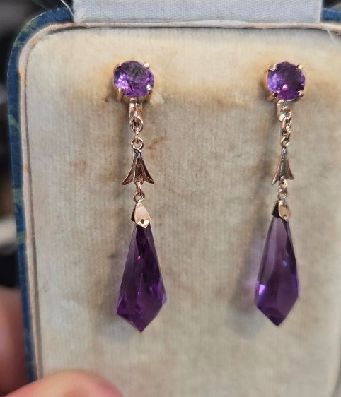 Boucles d'oreilles Art Déco, en Or 14ct serties de Saphirs Violets -photo-4