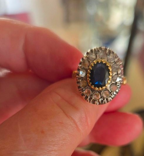 Bague Ancienne en Or 18ct,ornée d'un Saphir bleu et de Diamants  -photo-1