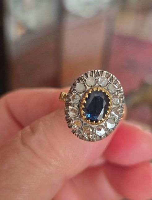 Bague Ancienne en Or 18ct,ornée d'un Saphir bleu et de Diamants  -photo-3