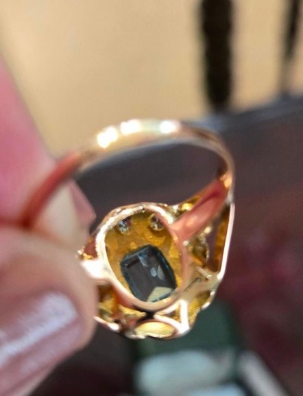 Antique 18-carat Gold Ring, Set With An Aquamarine And Diamonds -photo-2