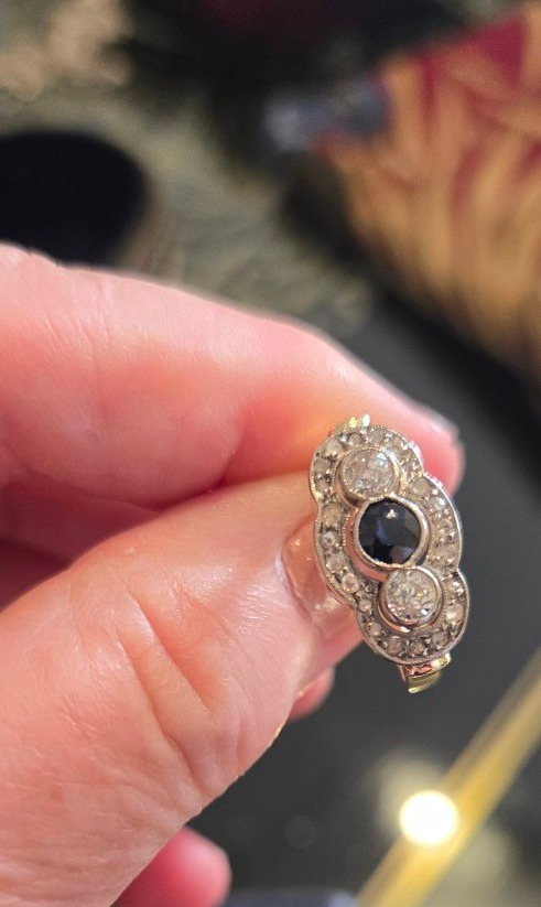 Art Déco- Bague ornée de Diamants et d'un Saphir -photo-2