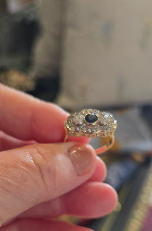 Art Déco- Bague ornée de Diamants et d'un Saphir -photo-6