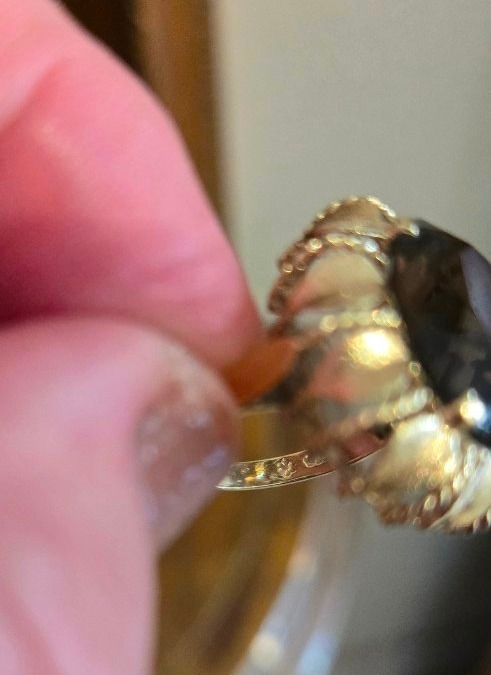 Une Bague Cocktail, sertie d'un grand Quartz Fumé en Or 14ct-photo-2