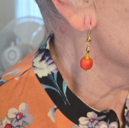 Paire de Boucles d'oreilles anciennes en Or 18ct et Corail-photo-1