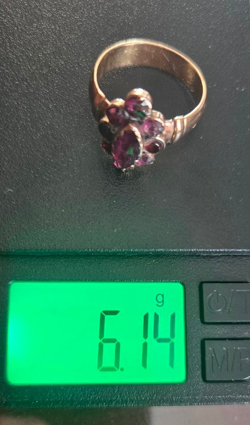 Bague Napoléon 111 l en Or 18ct et est ornée de Grenats de Perpignan, Poids 6.14g-photo-6