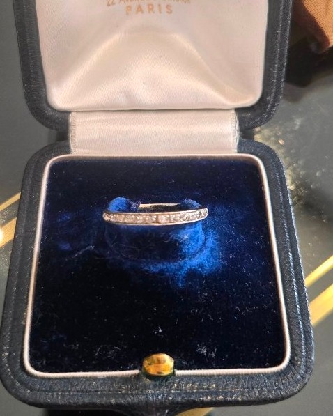 18-carat White Gold "demi Alliance "wedding Ring, Set With Diamonds 