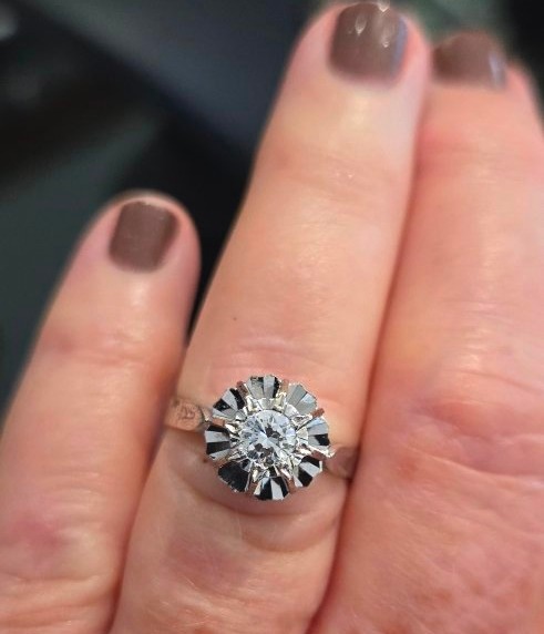 Art Deco Ring In Platinum And 18carat White Gold, Set With An Old European Cut Diamond -photo-1