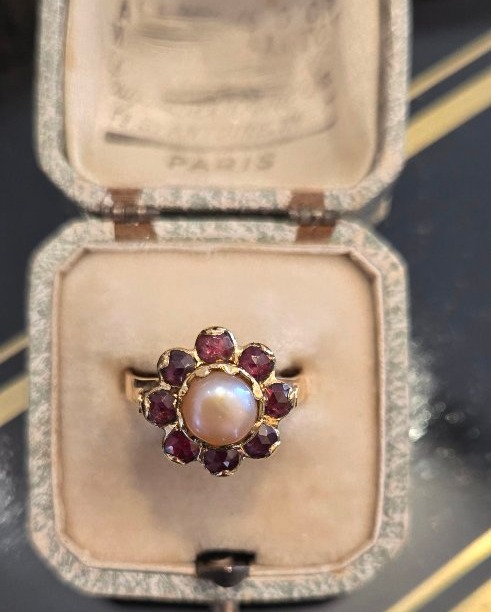 Bague Vintage "Marguerite " en Or 18ct et Grenats de Perpignan -photo-6