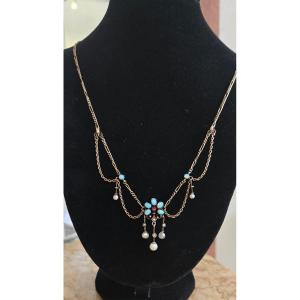 An Edwardian Festoon/swag Necklace In 9ct Gold With Opals