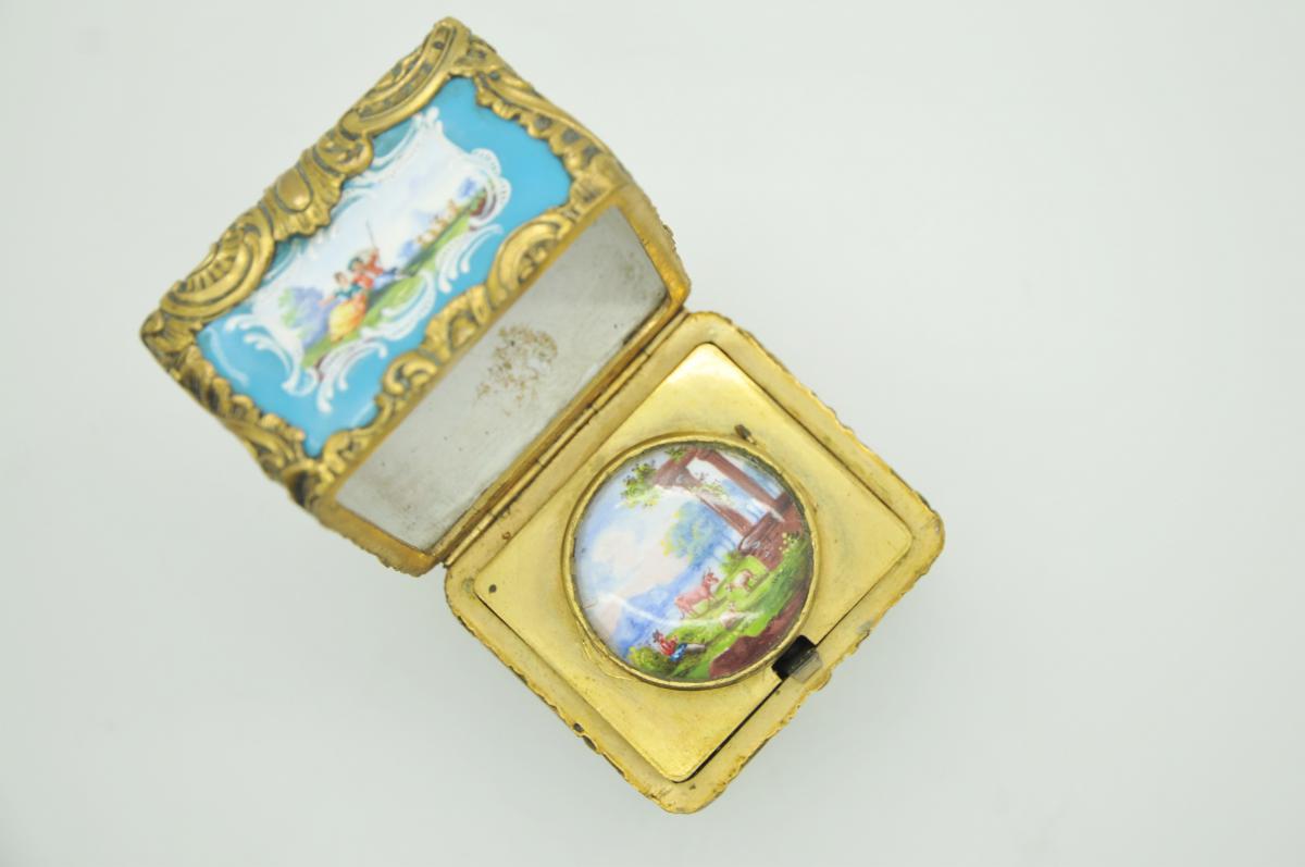 Encrier de voyage XIXe en bronze et porcelaine peinte -photo-3
