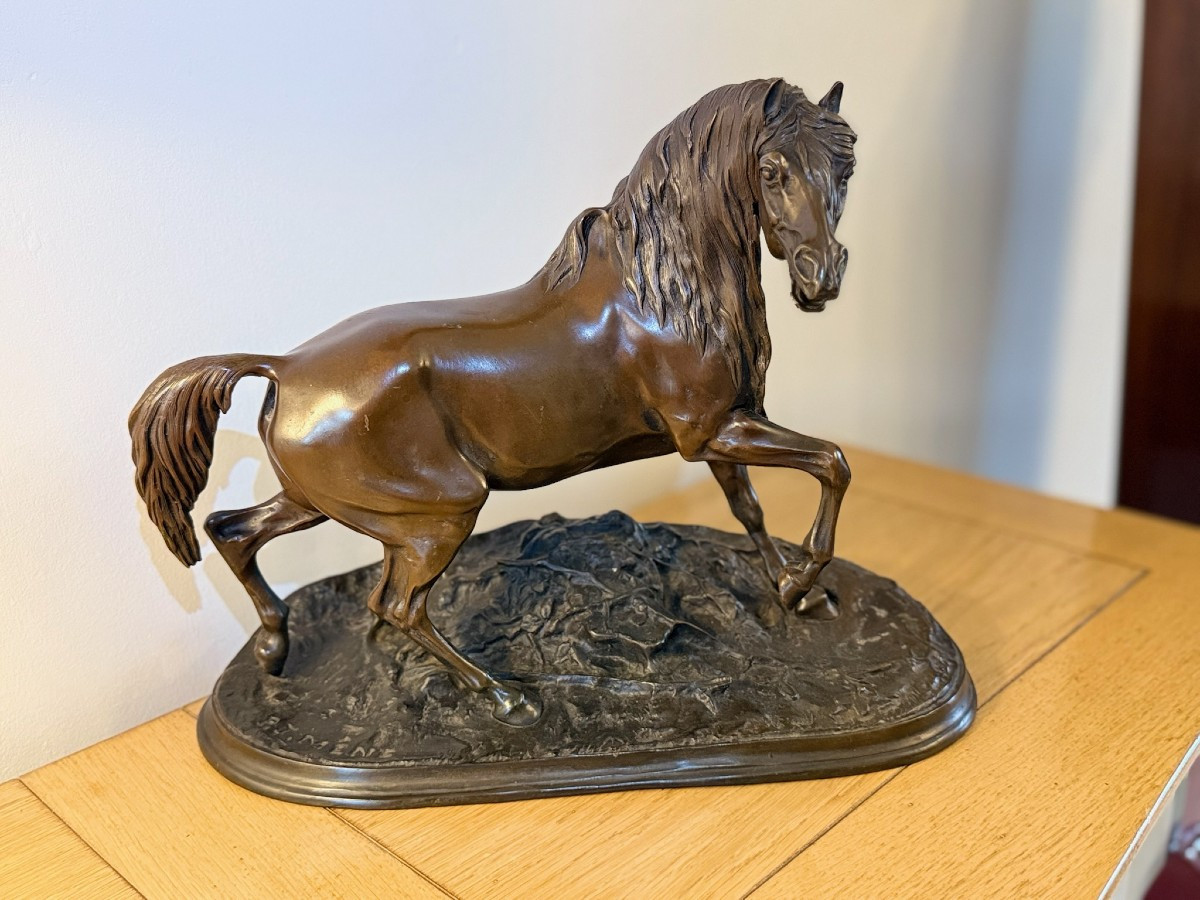 Pierre-Jules Mêne - Etalon antérieur droit levé