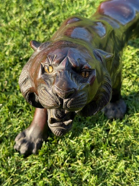 Tigre rugissant en bronze aux yeux en verre par TSUNEMITSU, Japon, période Meiji (1868-1912)-photo-3