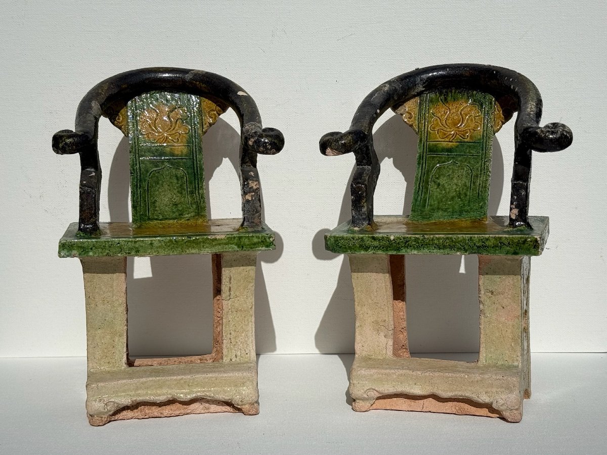 Chine, dynastie Ming (1368 - 1644) - Ensemble en terre cuite glaçurée polychrome-photo-1