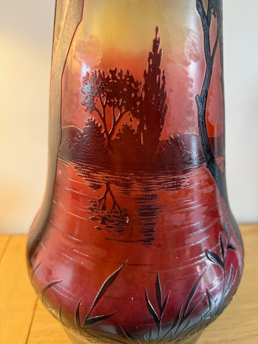 DAUM NANCY - Important vase Art Nouveau « Paysage Lacustre au Crépuscule » - Hauteur 66 cm-photo-3