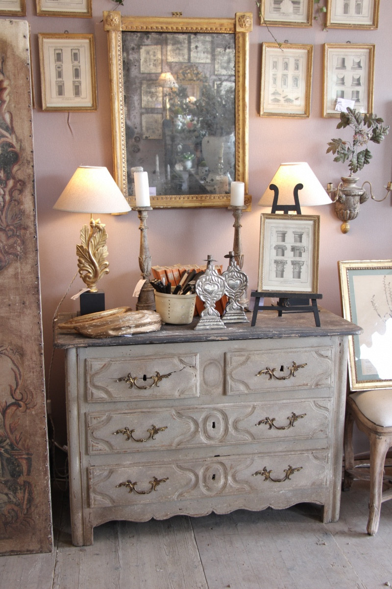 18th Century Painted Parisian Chest Of Drawers