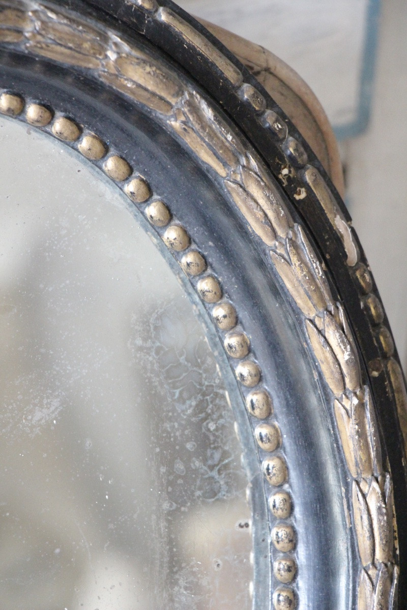 19th Century Oval Mirror-photo-2