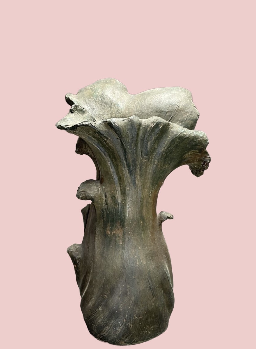 Late 19th/early 20th Century: Large Art Nouveau Plaster Vase -photo-1
