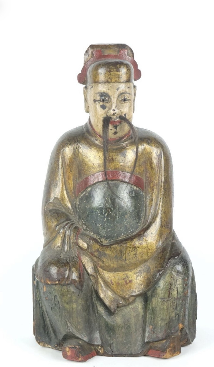 XIXeme siècle : dignitaire chinois en bois sculpté.