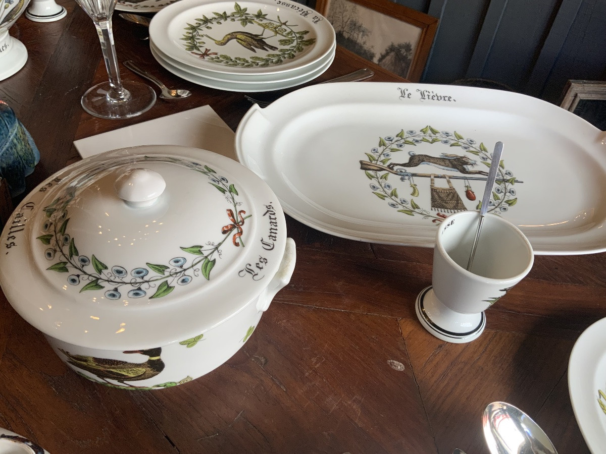 Circa 1970: Part Of An Auteuil Porcelain Dinner Service-photo-3