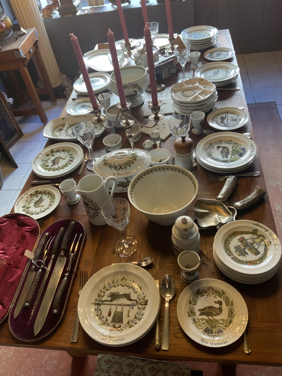 Circa 1970: Part Of An Auteuil Porcelain Dinner Service